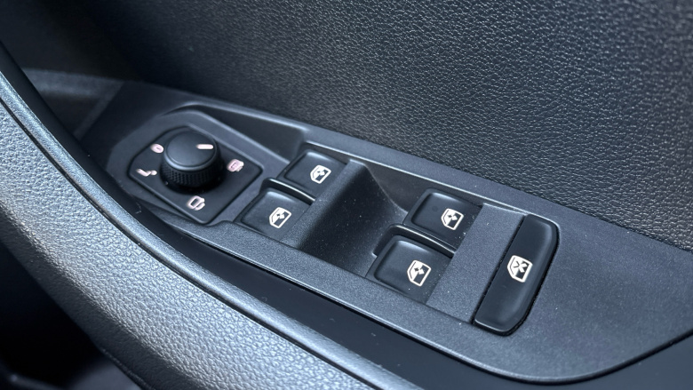 Skoda Karoq 1.5 TSI Sportline 5dr DSG Petrol Estate